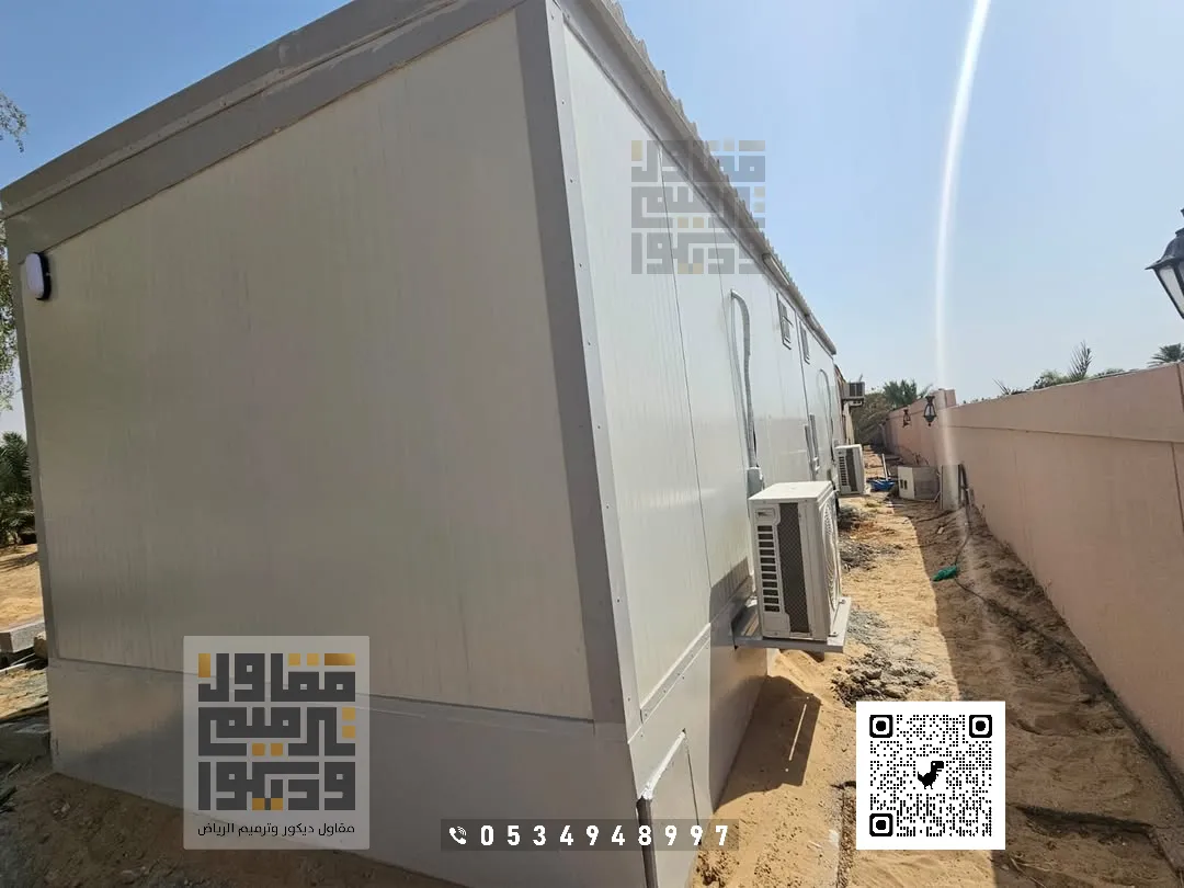 تركيب الواح الساندوتش بانل في الرياض 2026 بناء غرف ساندوتش بانل بالرياض 3 تركيب سندويج بنل في الرياض حي النفل