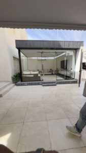 مجالس زجاجية للحدائق والأسطح حي العارض الرياض 3 تركيب مجالس زجاجية 15